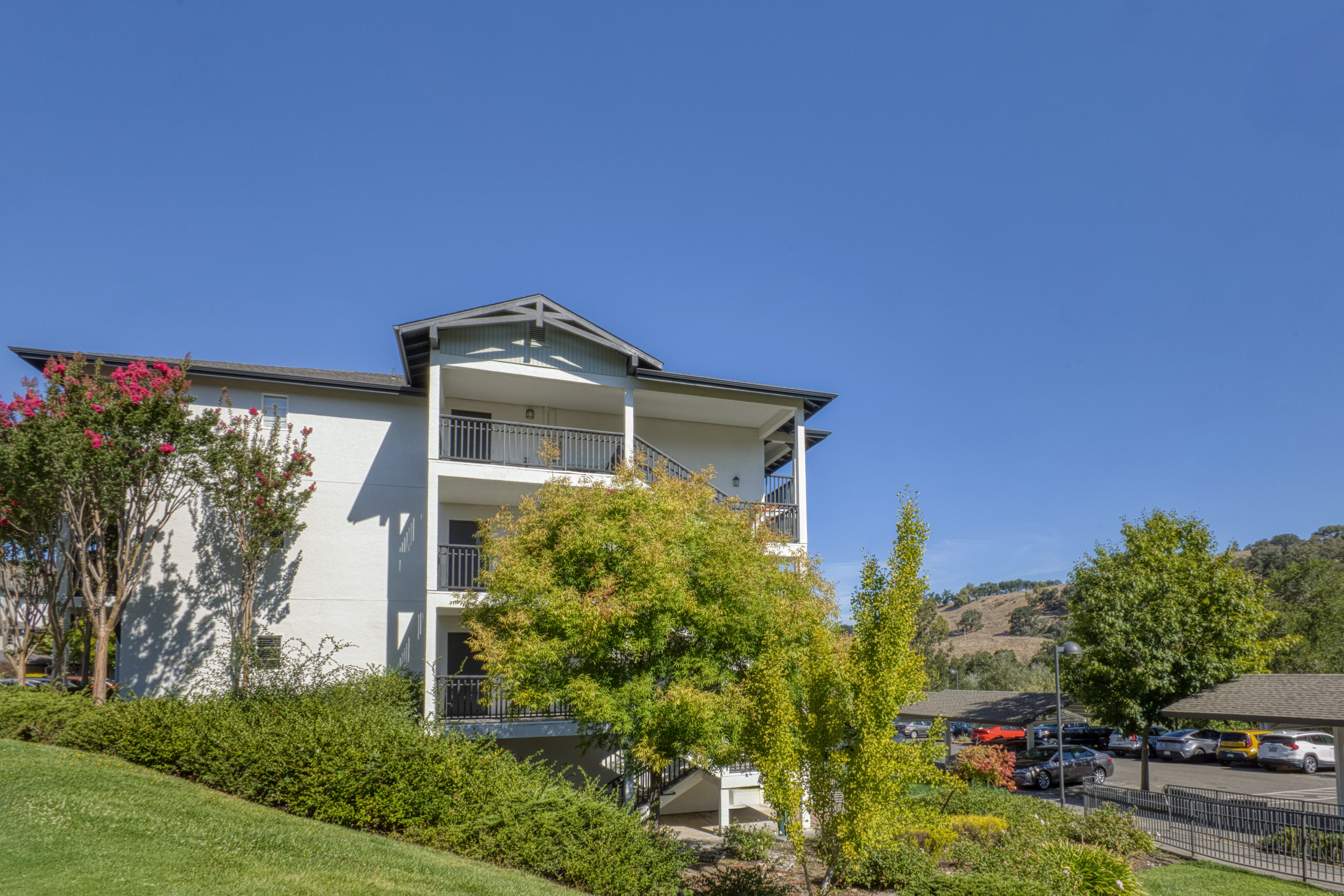 Provincial Senior Living Solstice at Santa Rosa 04